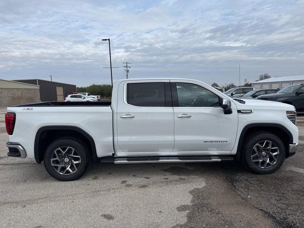 New 2026 GMC Sierra 1500 SLT Truck