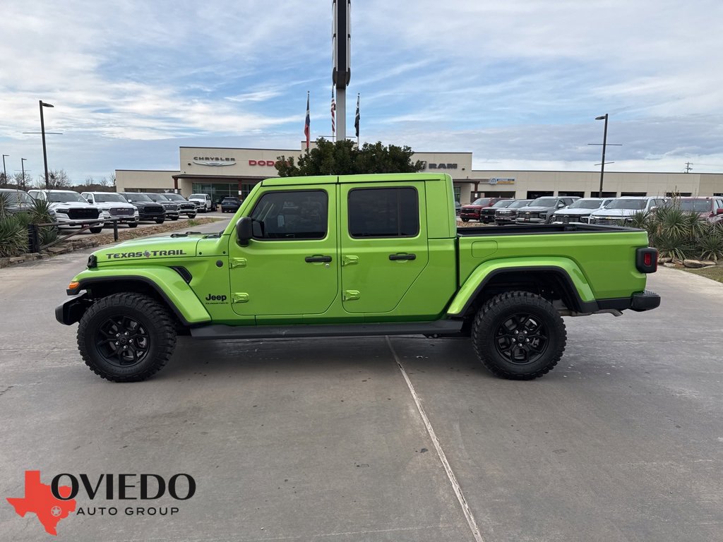 2025 Jeep Gladiator 