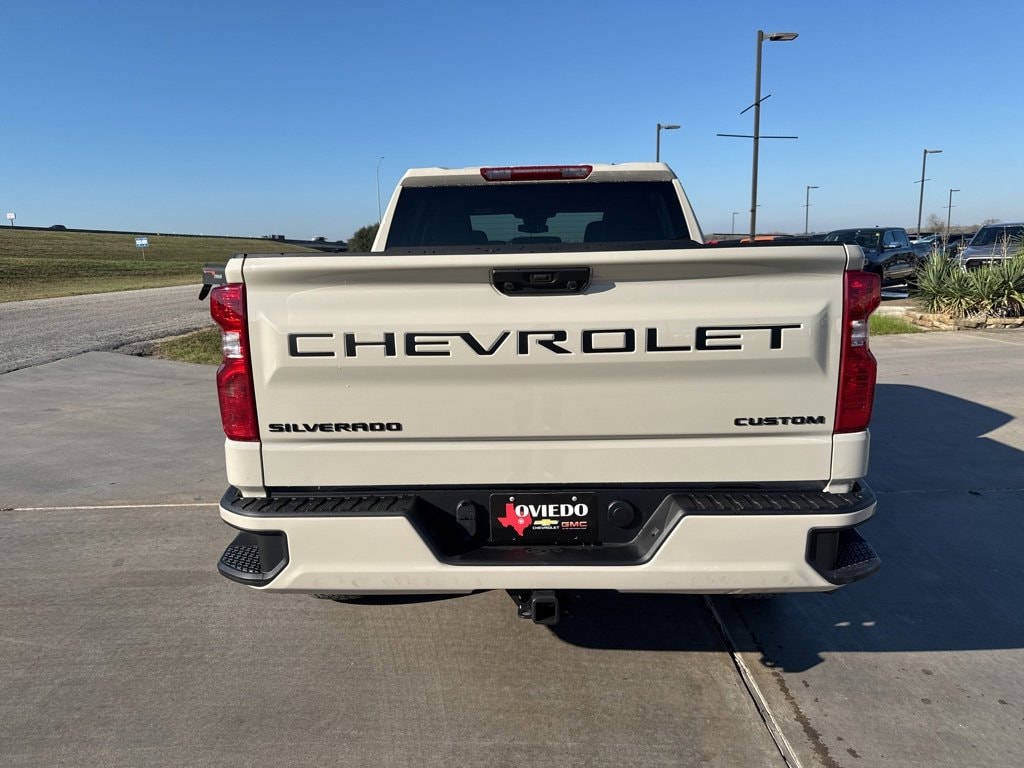 New 2026 Chevrolet Silverado 1500 Custom Truck
