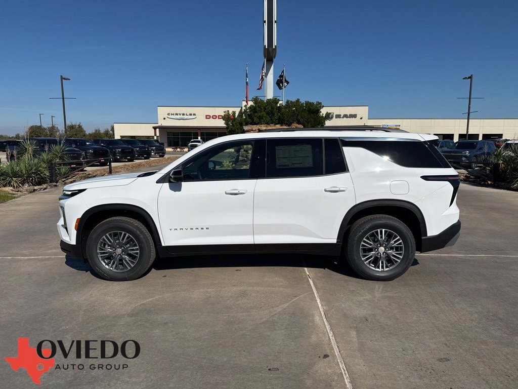 2026 Chevrolet Traverse LT's photo