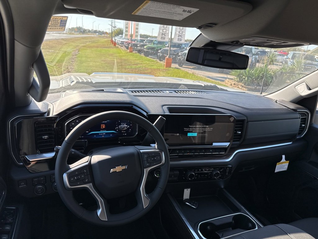 2026 Chevrolet Silverado 3500 HD LT - Photo 7