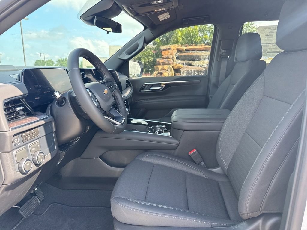 2026 Chevrolet Tahoe LS - Photo 9