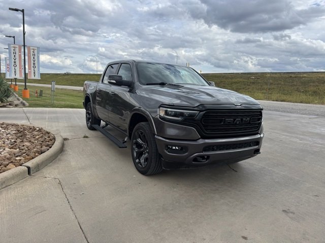 2021 Ram 1500 Limited photo 3