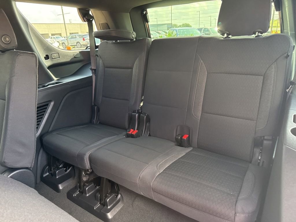 2026 Chevrolet Tahoe LS - Photo 20