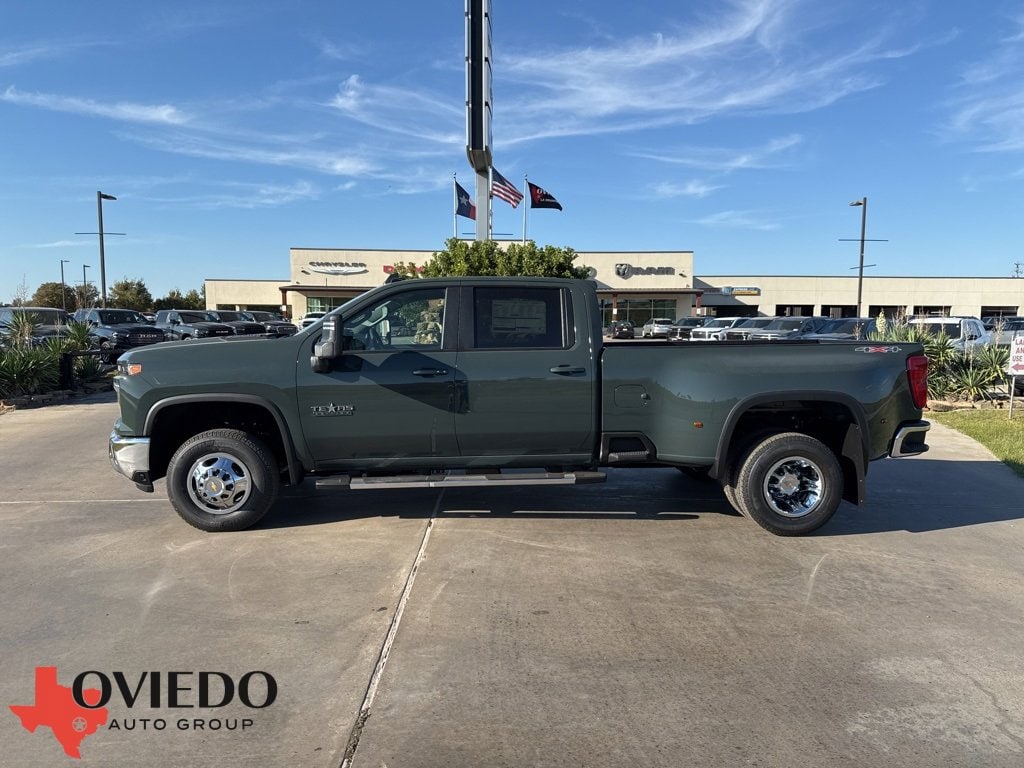 2026 Chevrolet Silverado 3500HD LT's photo