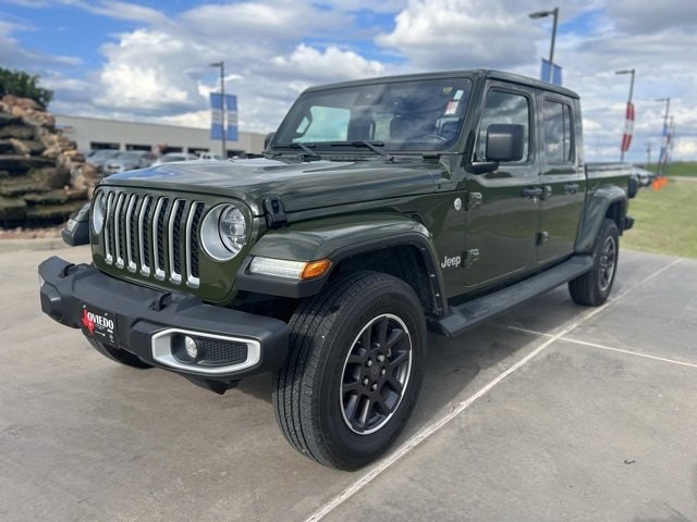 Used 2022 Jeep Gladiator Overland with VIN 1C6HJTFG2NL167303 for sale in La Grange, TX