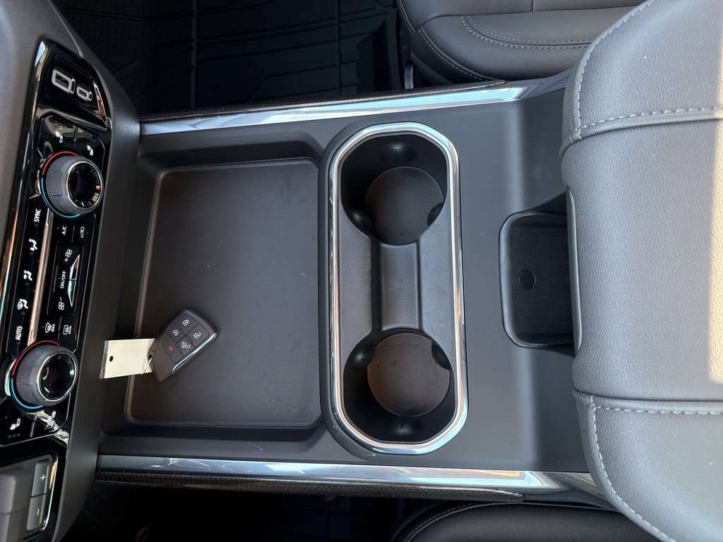 2026 Chevrolet Silverado 3500 HD LT - Photo 12