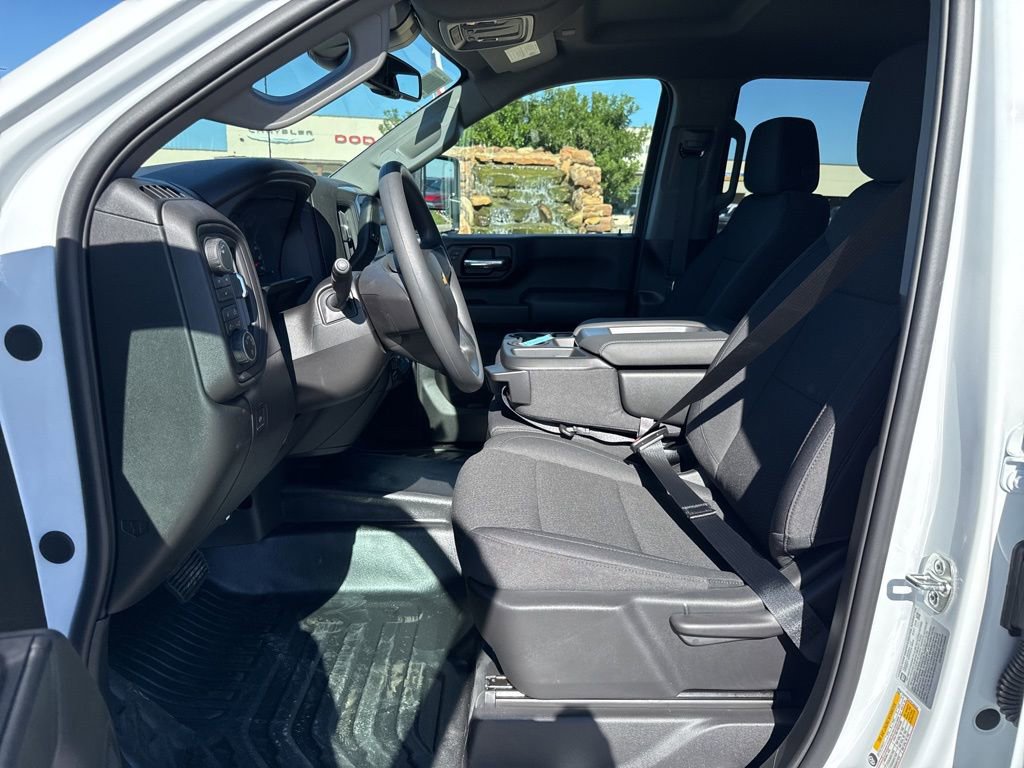 2026 Chevrolet Silverado 3500 HD Work Truck - Photo 9