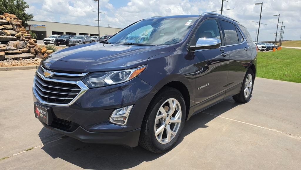 Used 2018 Chevrolet Equinox Premier with VIN 3GNAXMEV1JS544634 for sale in La Grange, TX