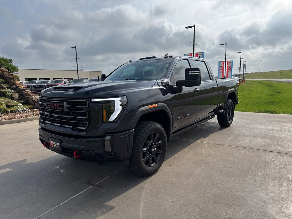 2024 Gmc Sierra 2500 HD AT4 photo 2