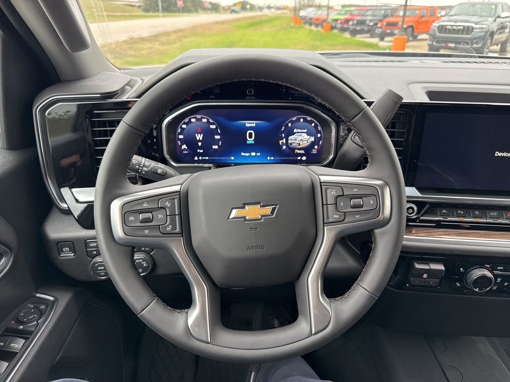 2026 Chevrolet Silverado 1500 LT - Photo 10