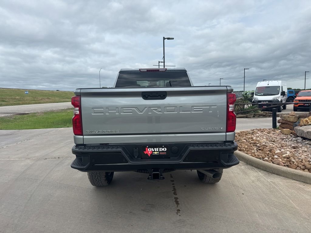 2026 Chevrolet Silverado 2500 HD Custom - Photo 6