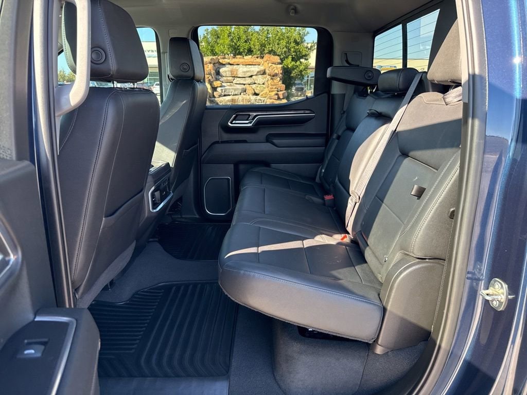 2022 Chevrolet Silverado 1500 LTZ - Photo 7