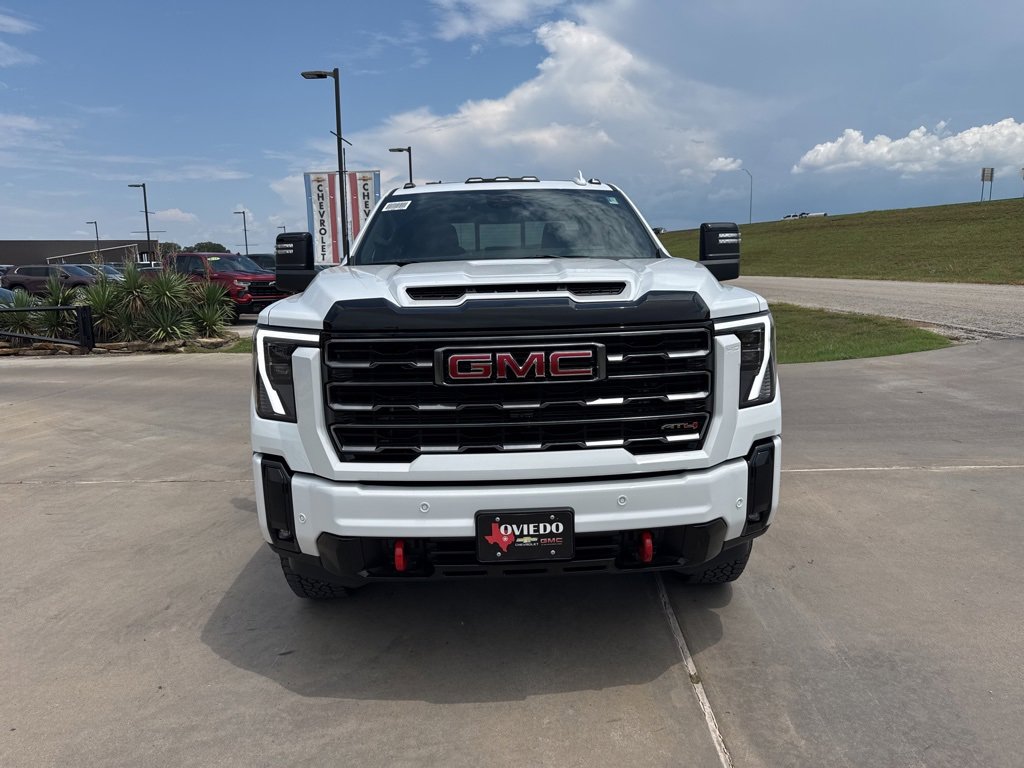 2025 Gmc Sierra 2500 HD AT4 photo 3