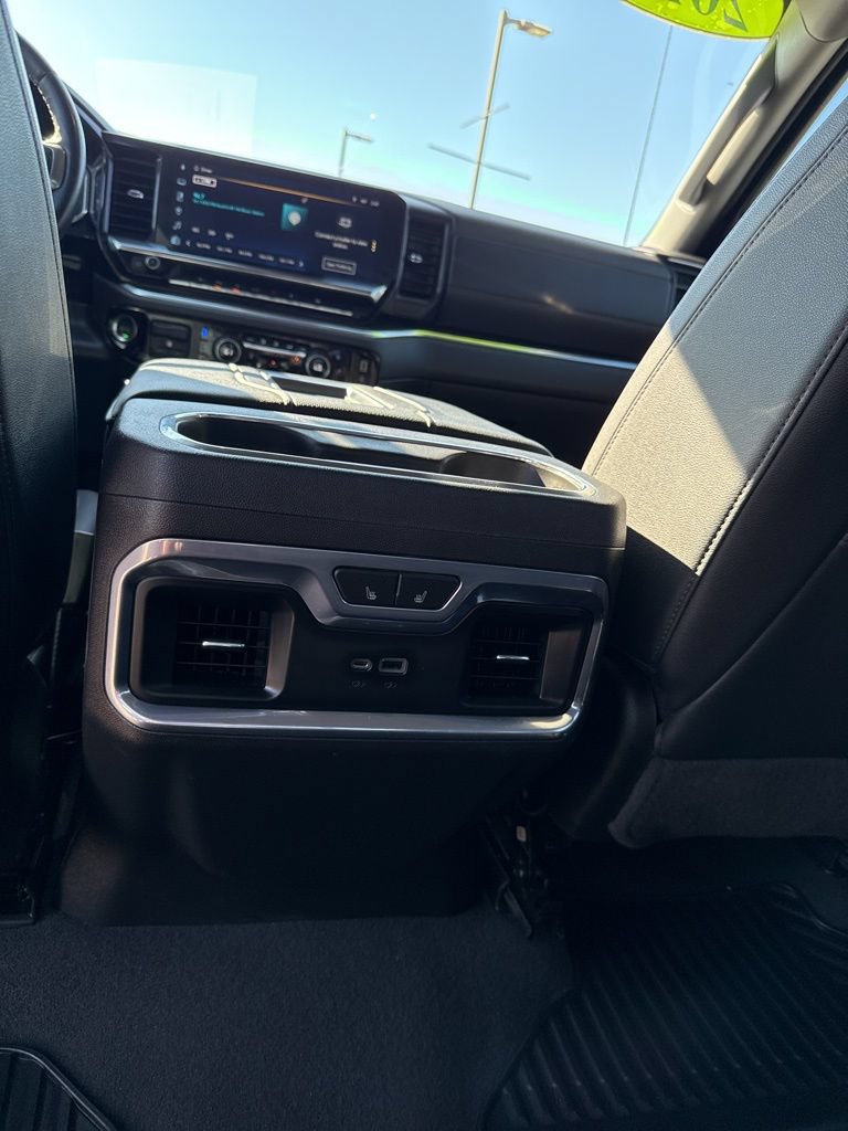 2022 Chevrolet Silverado 1500 LTZ - Photo 8