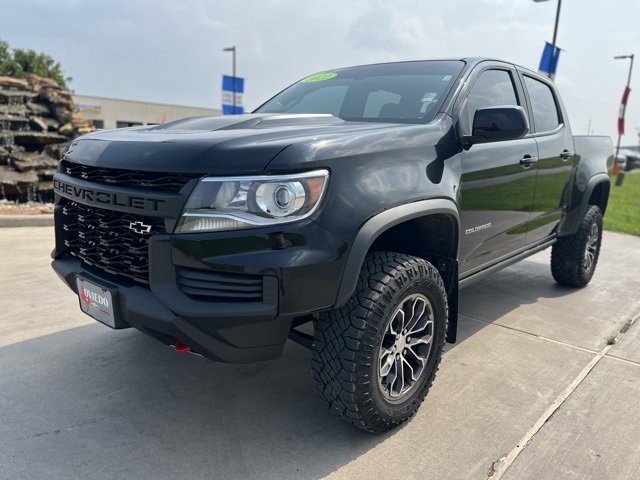 Used 2022 Chevrolet Colorado ZR2 with VIN 1GCGTEEN8N1308011 for sale in La Grange, TX