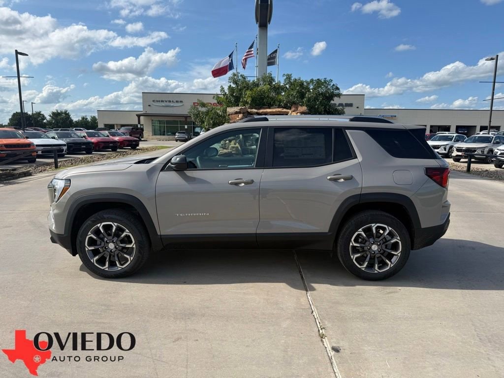 2026 GMC Terrain Elevation FWD's photo
