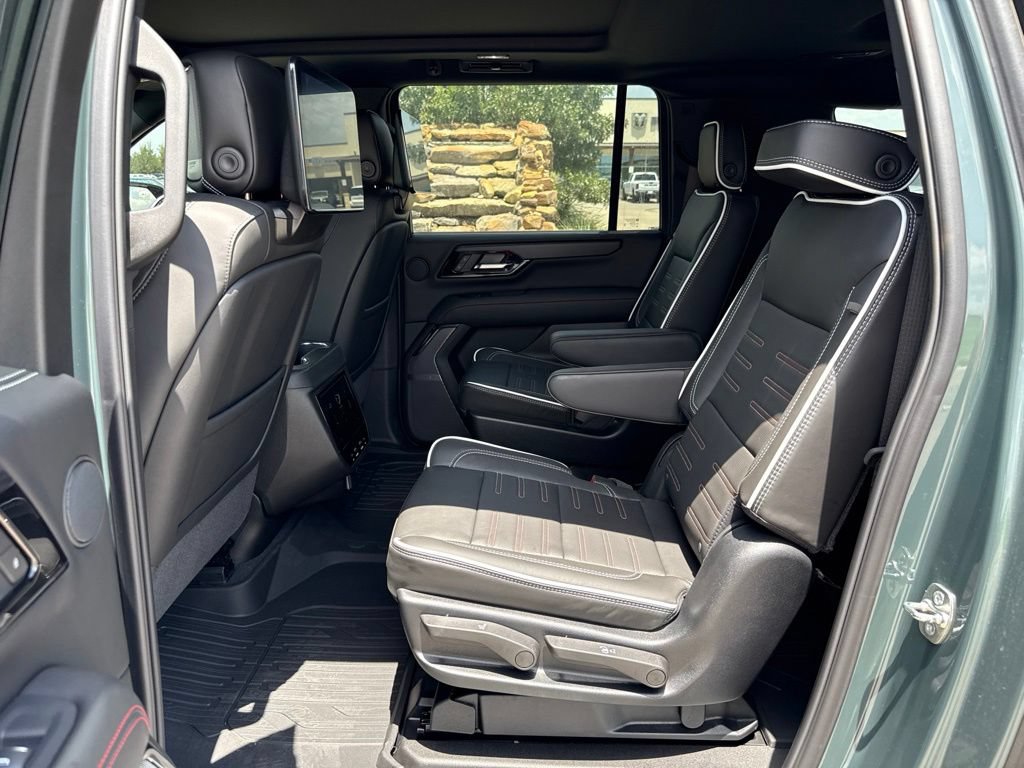 2026 GMC Yukon XL AT4 Ultimate - Photo 6