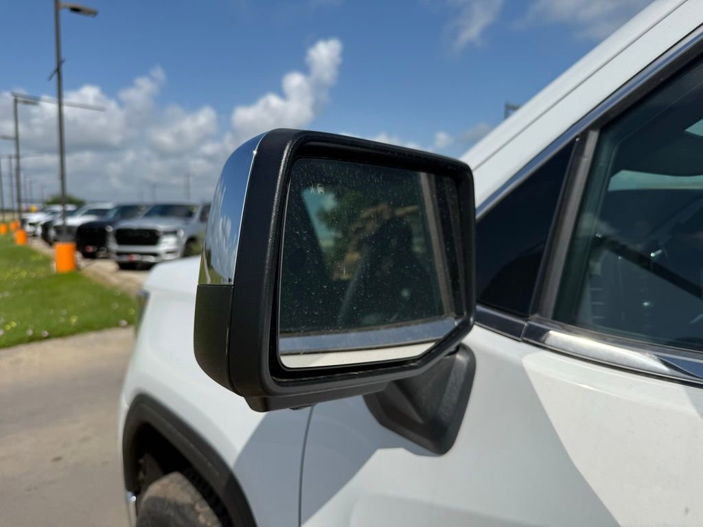 2026 GMC Sierra 1500 SLE - Photo 11