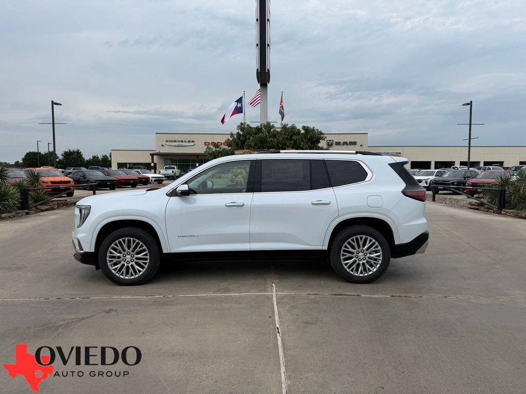 2026 GMC Acadia Denali FWD's photo