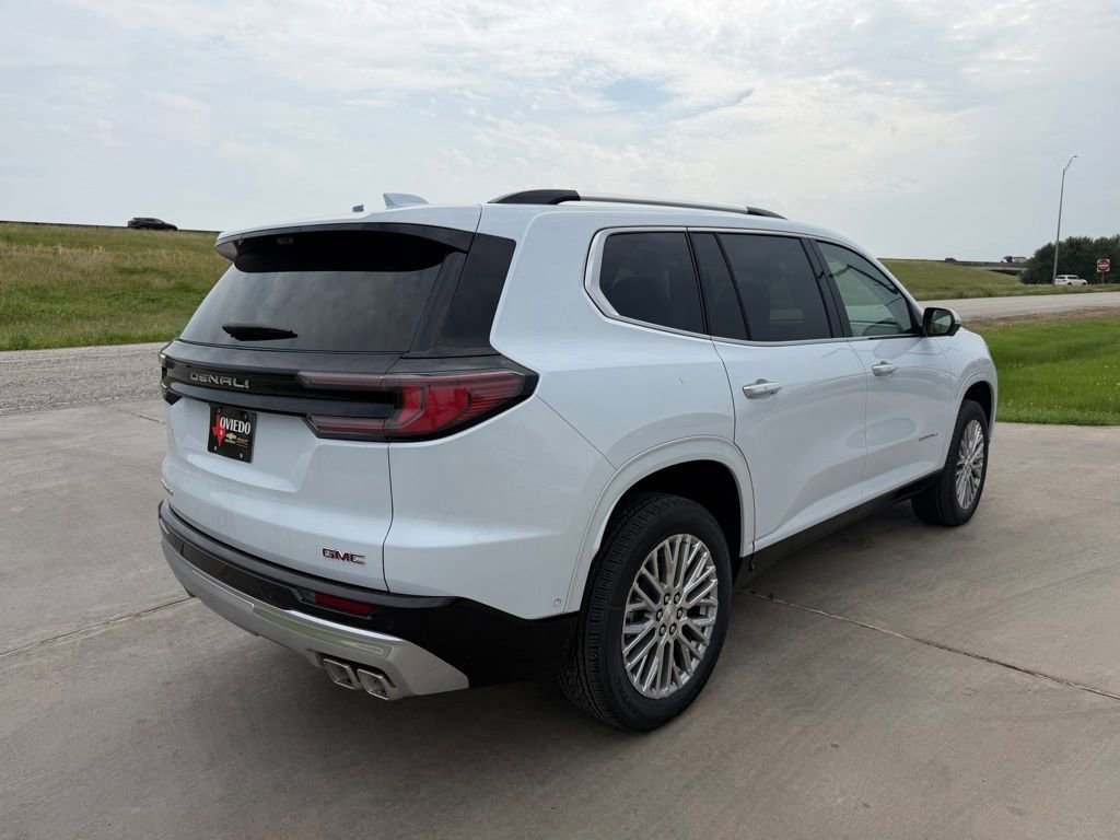 2026 GMC Acadia Denali - Photo 6