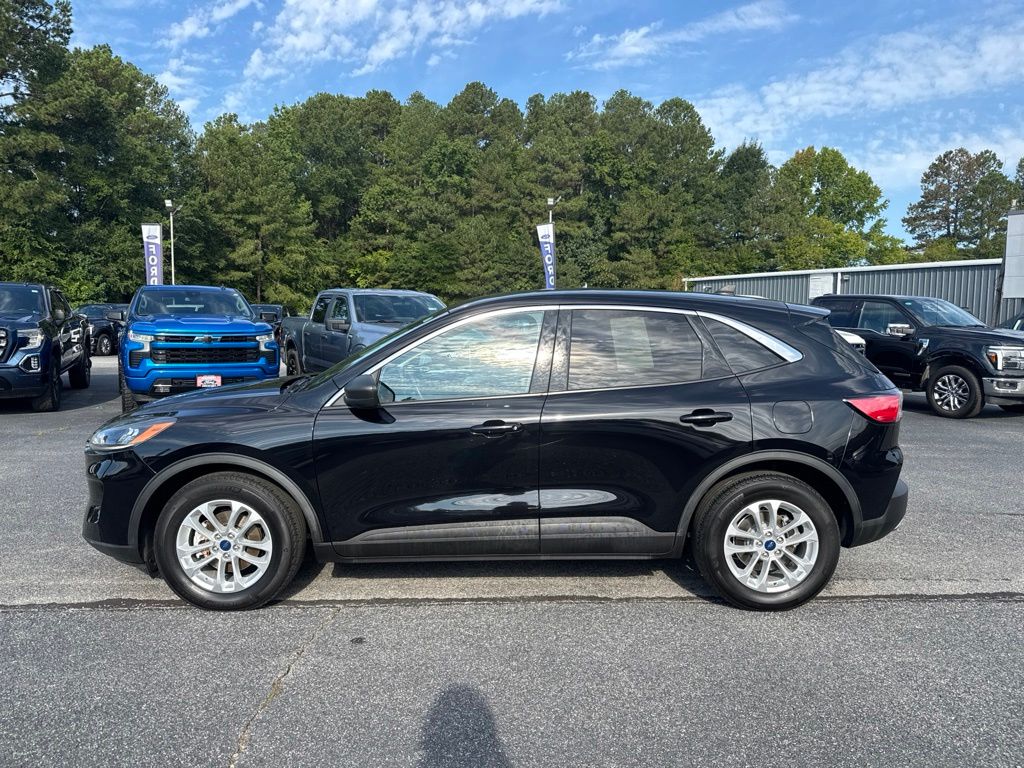 Used 2022 Ford Escape SE with VIN 1FMCU0G66NUA30336 for sale in Jarratt, VA