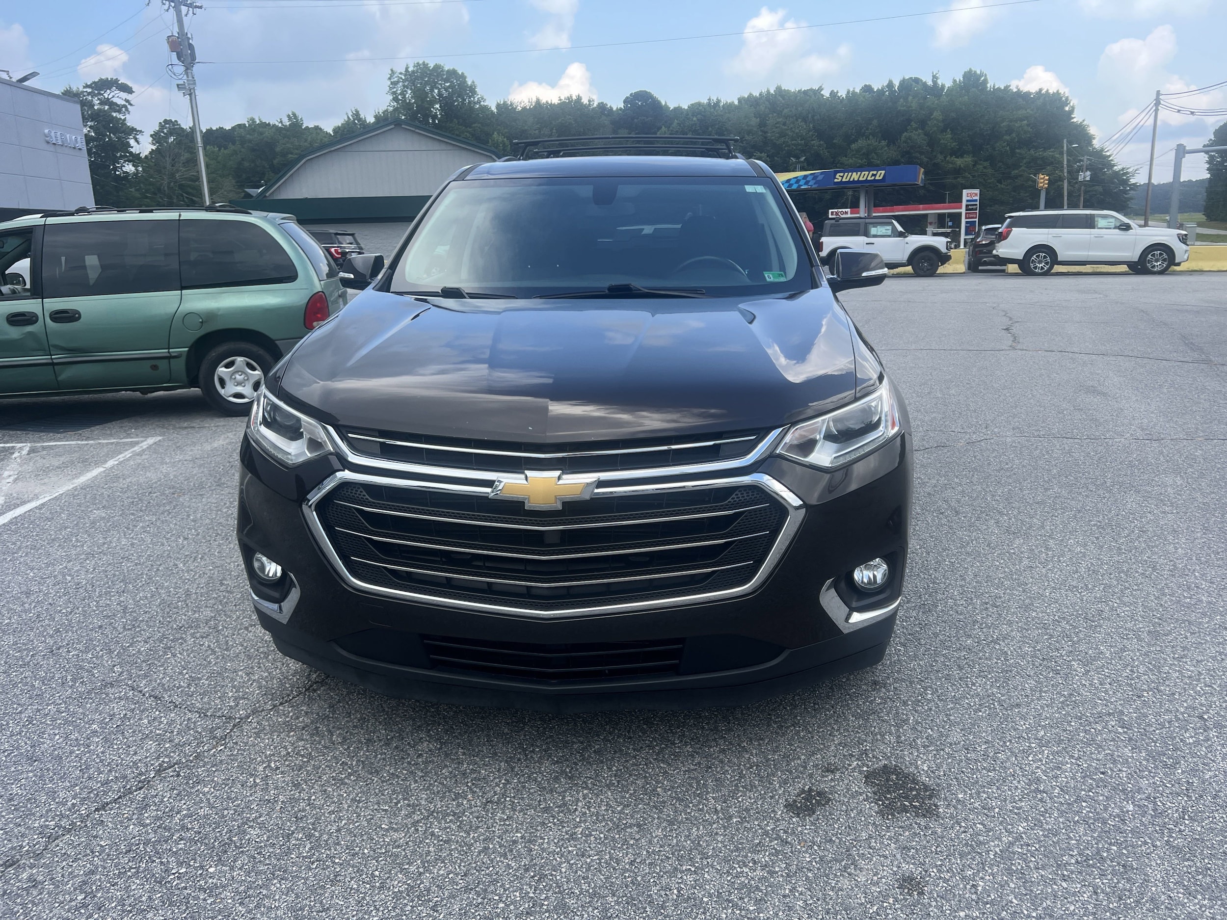 Used 2018 Chevrolet Traverse 1LT with VIN 1GNEVGKW1JJ135153 for sale in Jarratt, VA