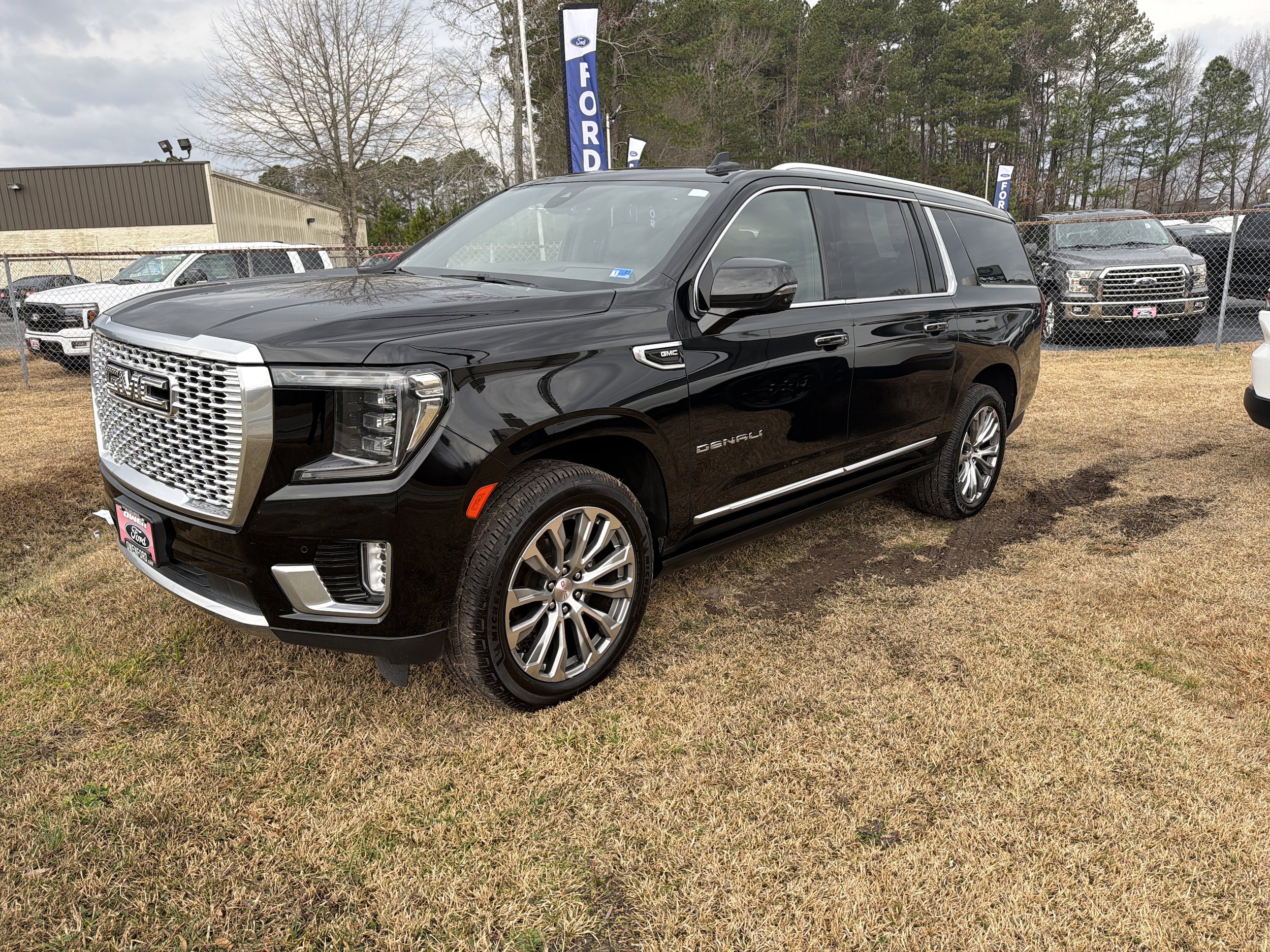 2021 GMC Yukon Denali's photo