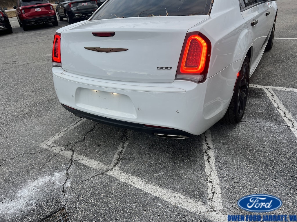 Used 2022 Chrysler 300 Touring L Sedan
