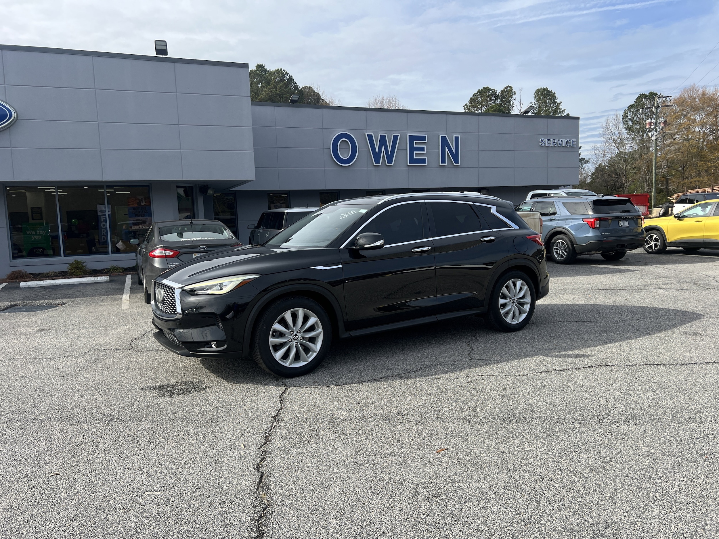 2019 INFINITI QX50 Essential's photo