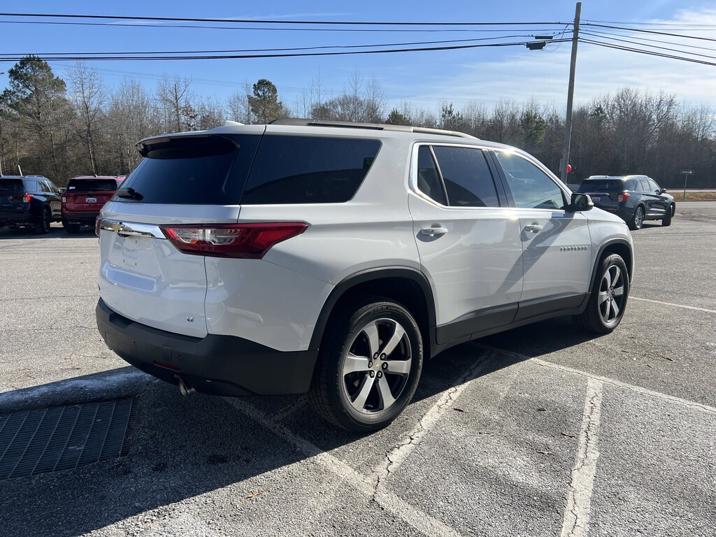 Used 2020 Chevrolet Traverse LT Leather SUV