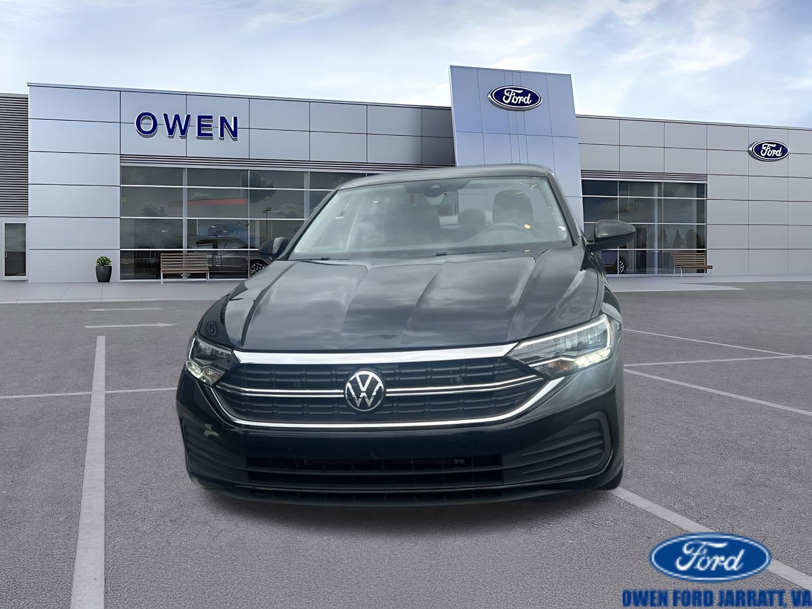 Used 2024 Volkswagen Jetta SE with VIN 3VWEM7BU9RM080151 for sale in Jarratt, VA
