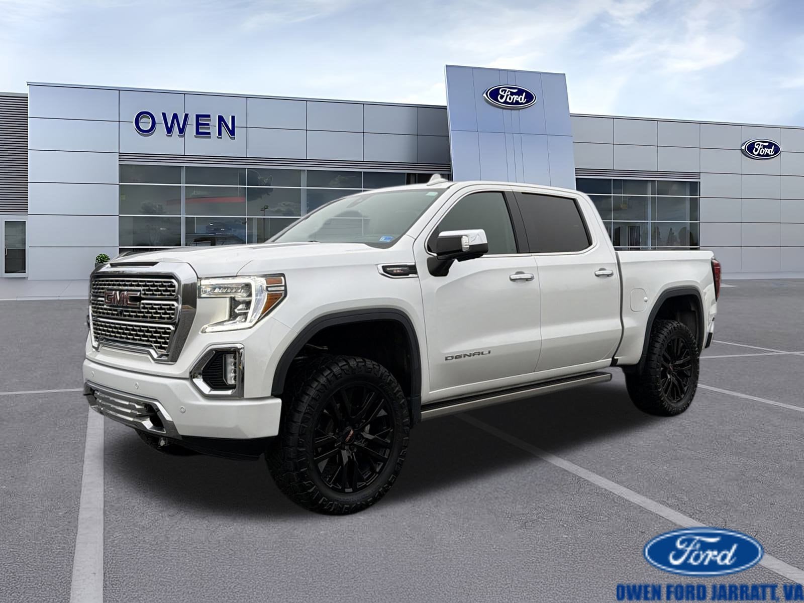 2021 GMC Sierra 4WD Crew Cab Short Box Denali's photo