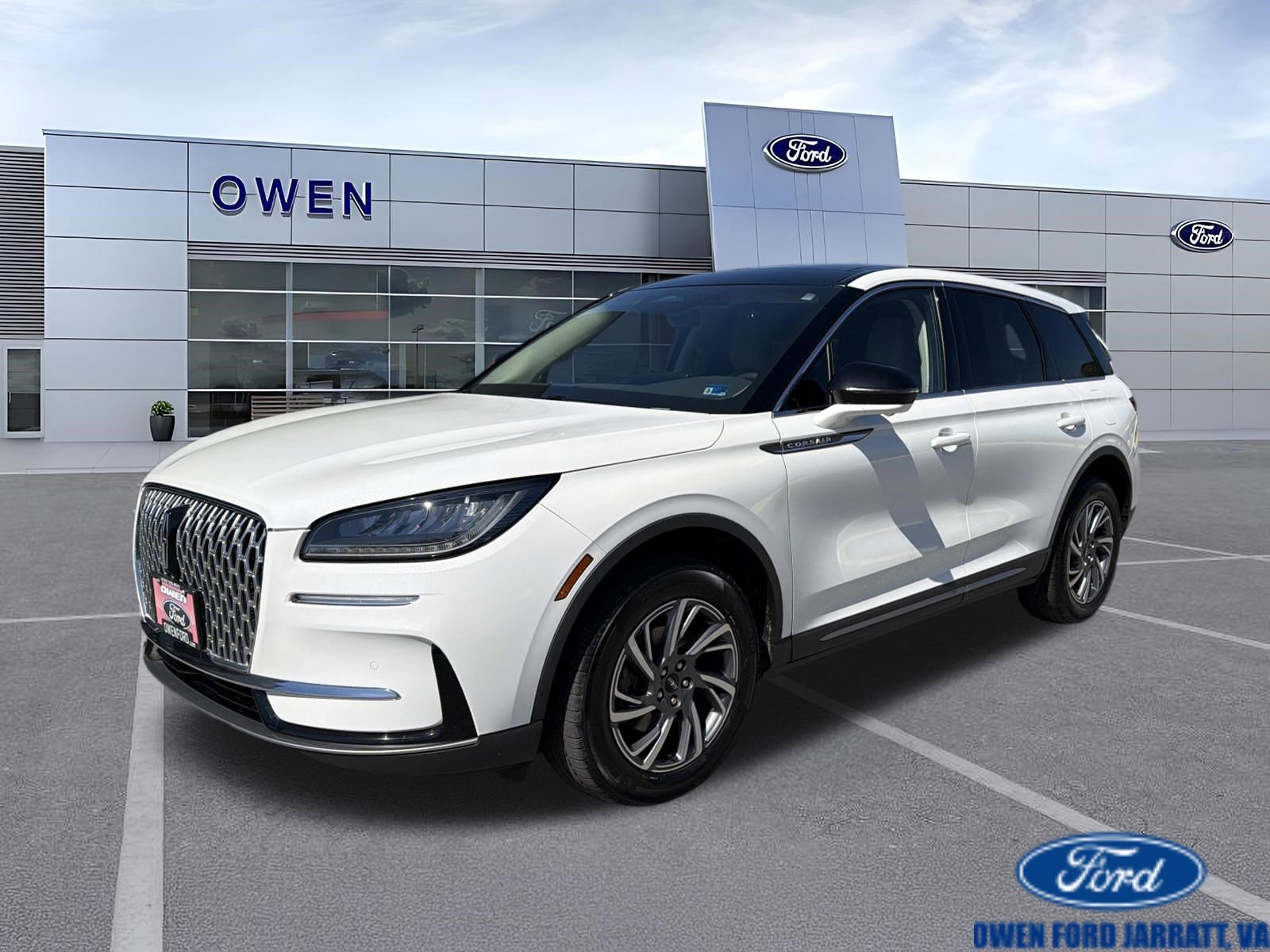 2023 Lincoln Corsair Base