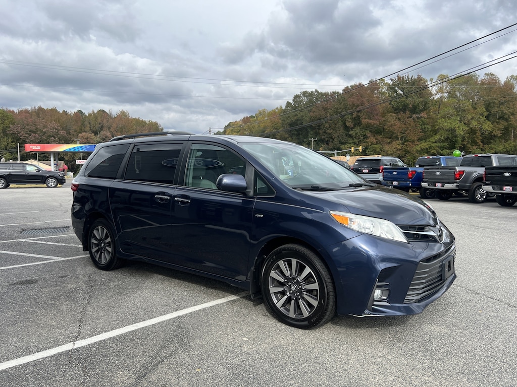 Used 2019 Toyota Sienna XLE 7 Passenger Van