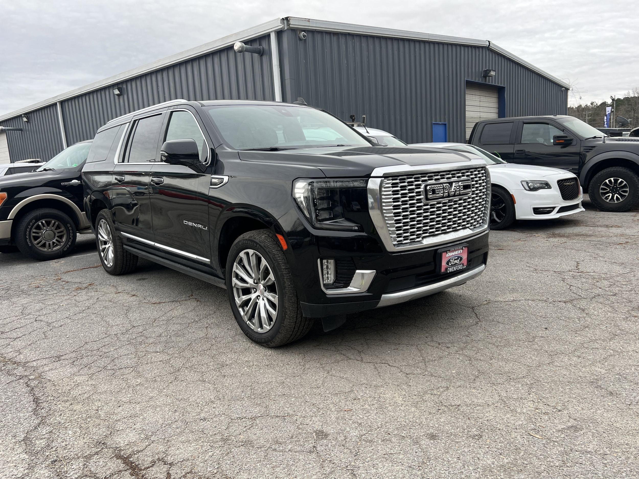 2021 GMC Yukon XL Denali's photo