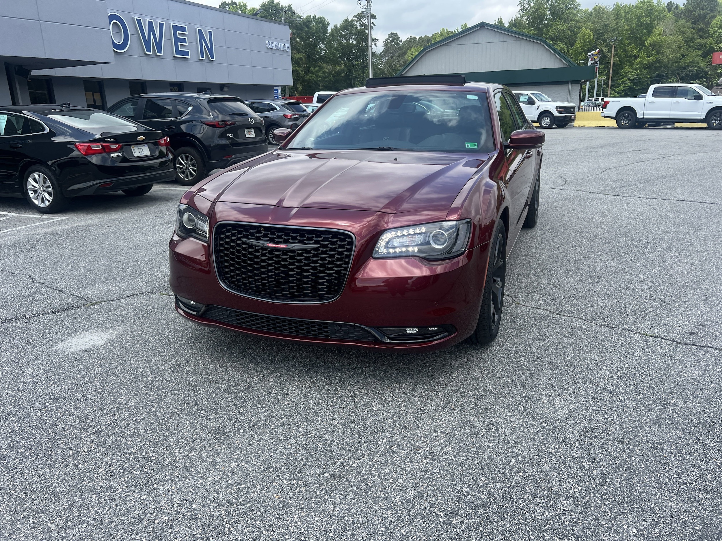 Used 2023 Chrysler 300 S with VIN 2C3CCABG3PH644462 for sale in Jarratt, VA