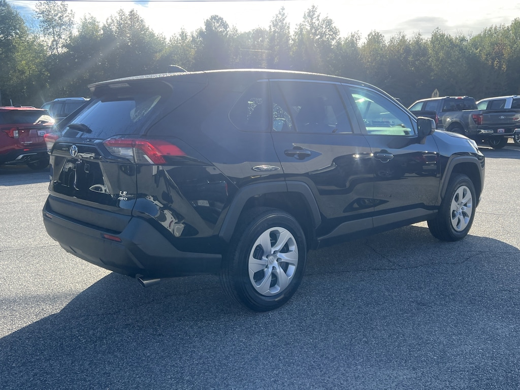 Used 2024 Toyota RAV4 LE SUV
