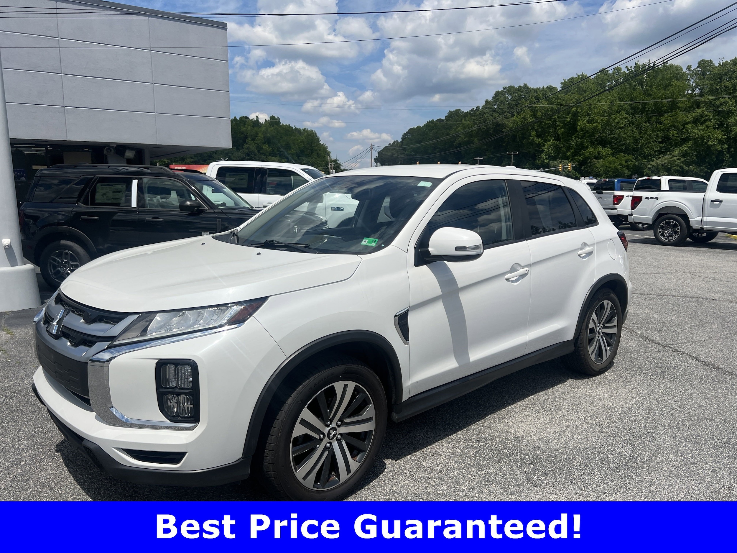 2021 Mitsubishi Outlander Sport SE's photo