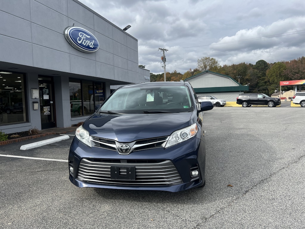 Used 2019 Toyota Sienna XLE 7 Passenger Van