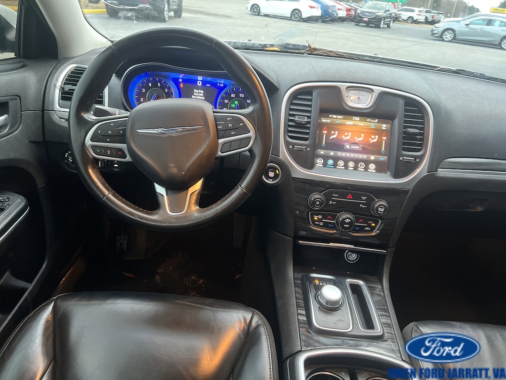 Used 2022 Chrysler 300 Touring L Sedan