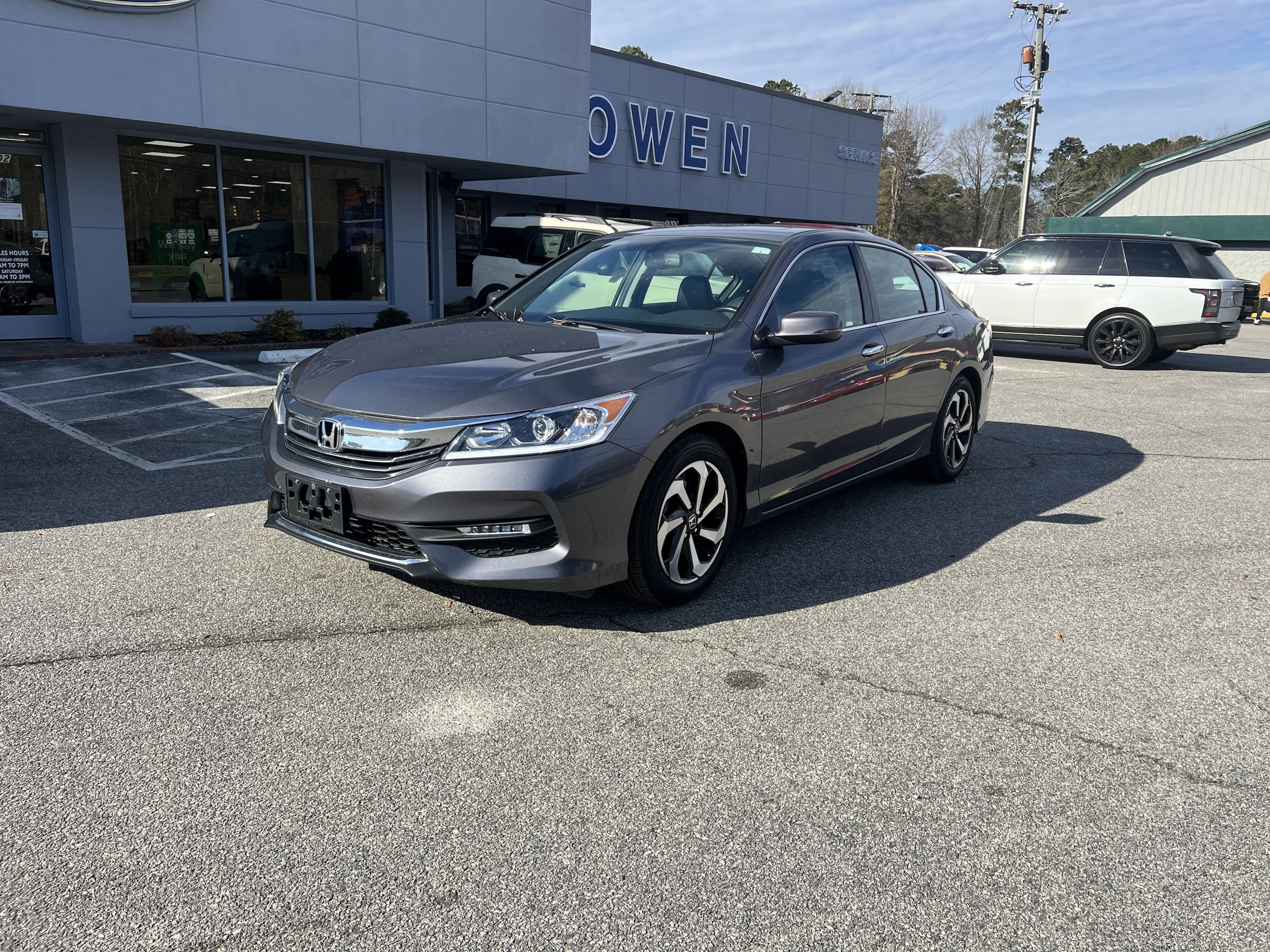 Used 2016 Honda Accord EX-L V-6 with VIN 1HGCR3F81GA028655 for sale in Jarratt, VA