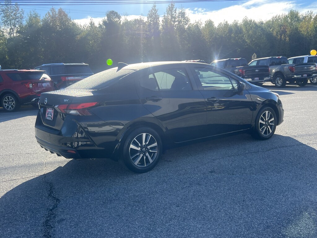 Used 2021 Nissan Versa 1.6 SV Sedan