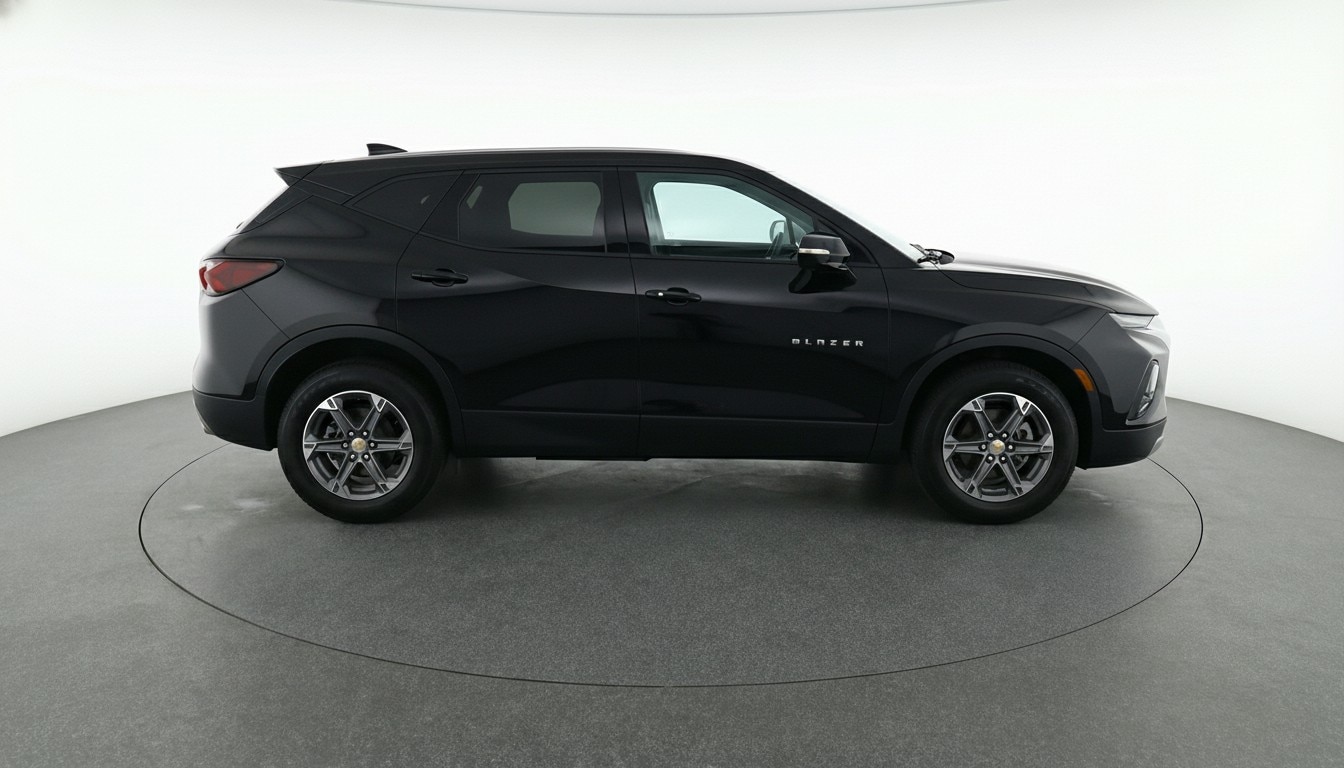 Thumbnail: 2025 Chevrolet Blazer - 8