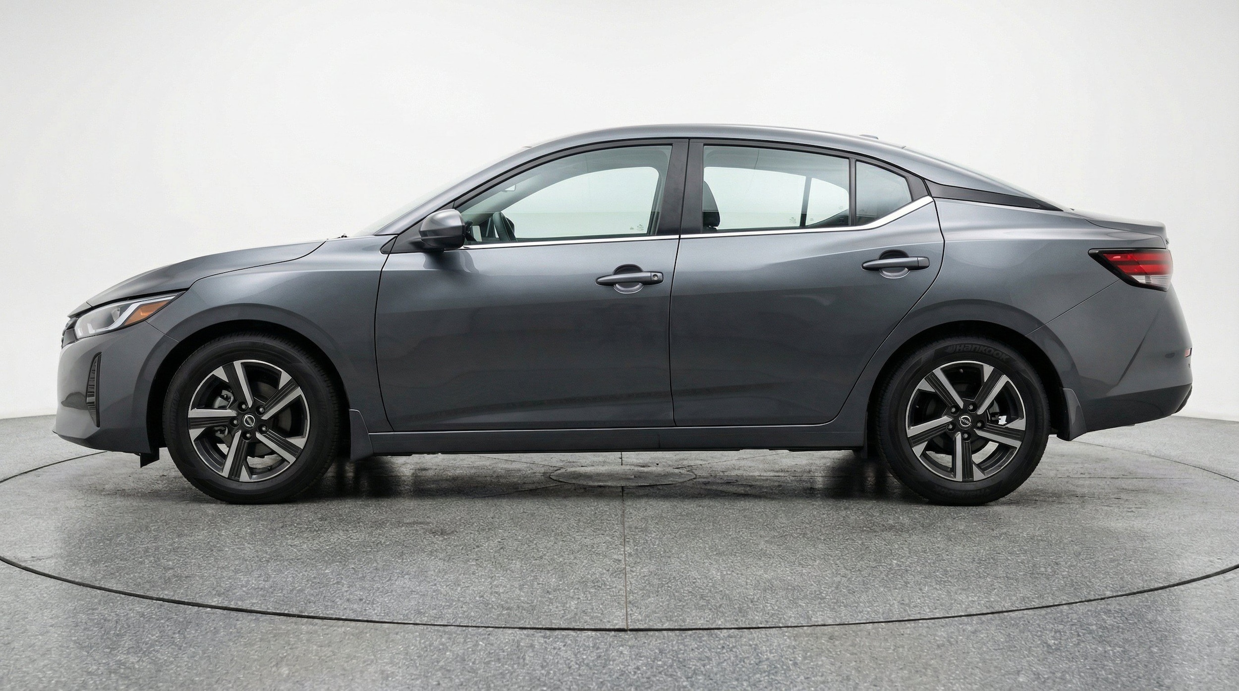 Thumbnail: 2025 Nissan Sentra - 5