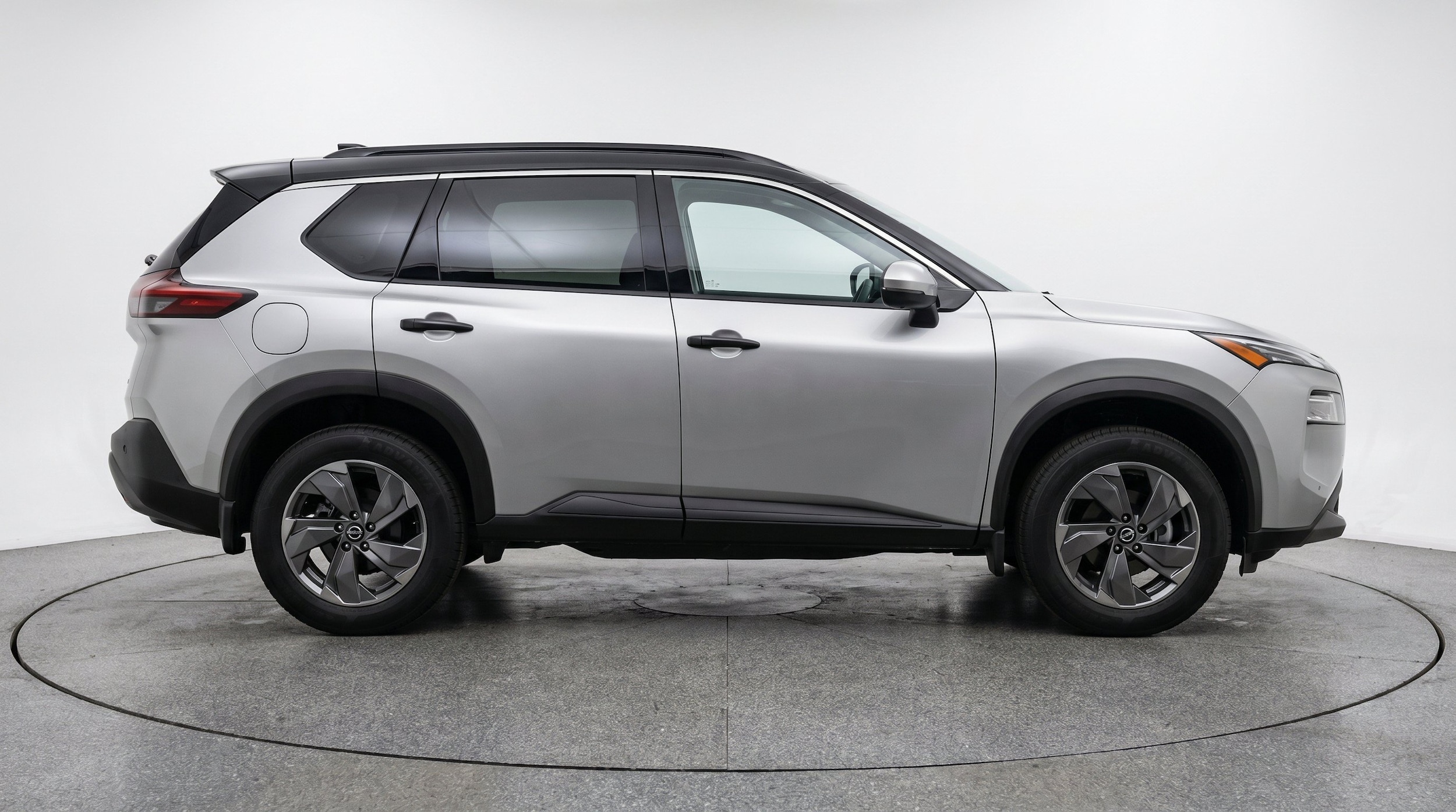 Thumbnail: 2025 Nissan Rogue - 10