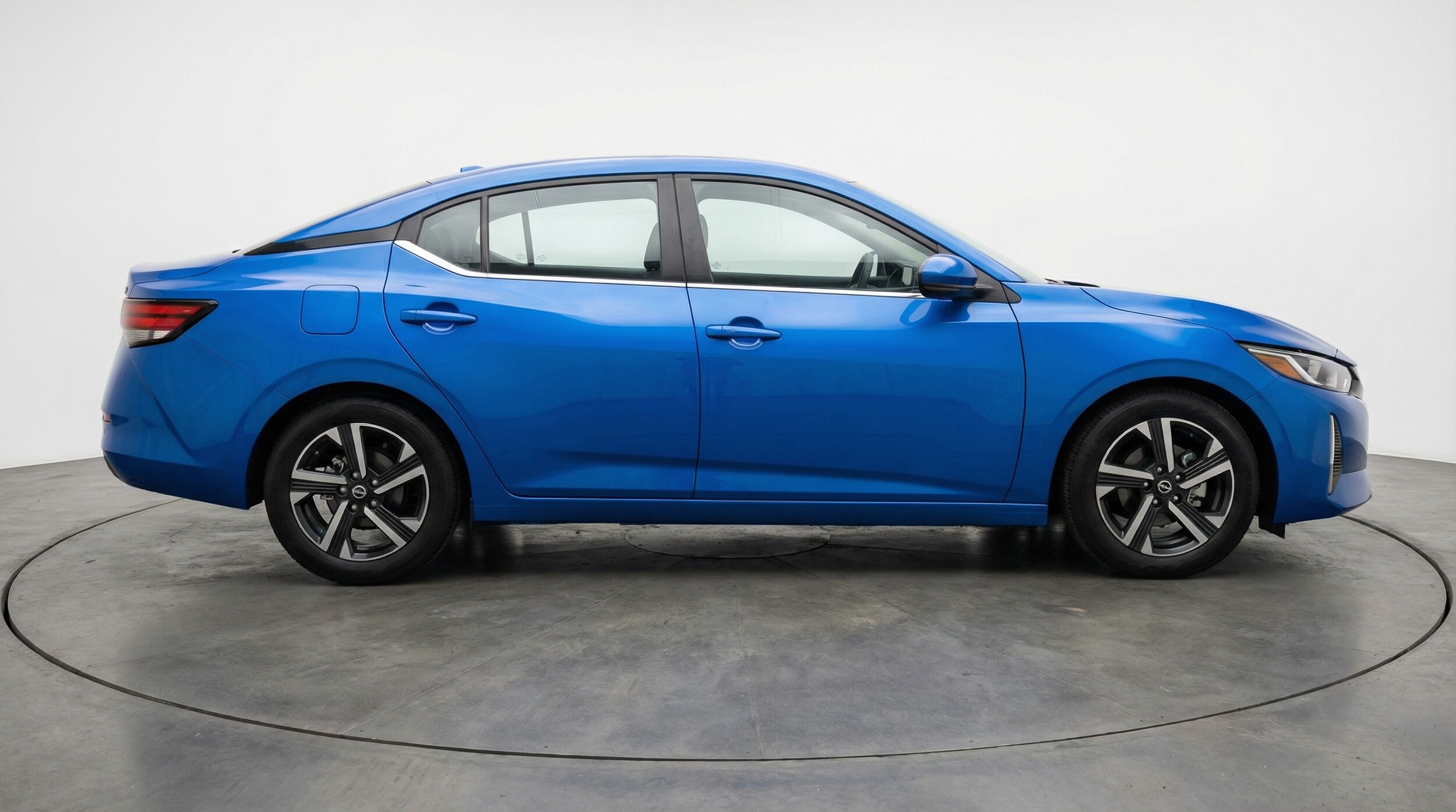 Thumbnail: 2025 Nissan Sentra - 8