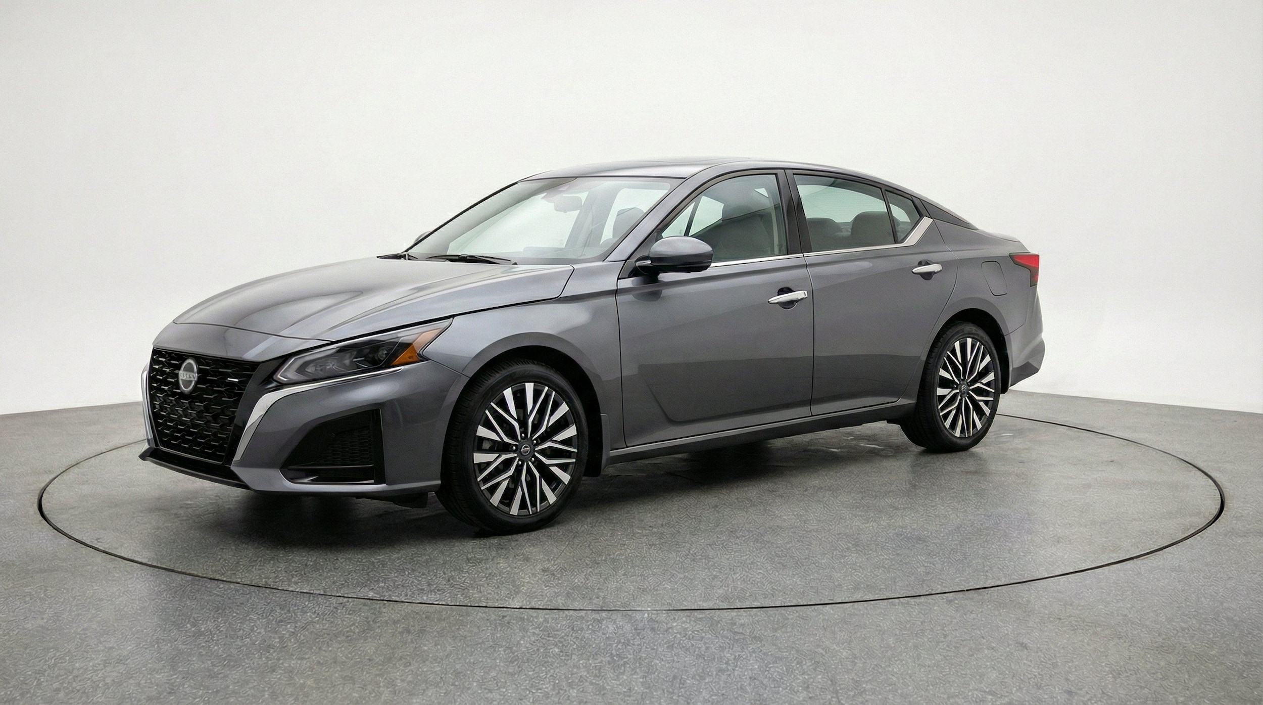 Thumbnail: 2025 Nissan Altima - 3