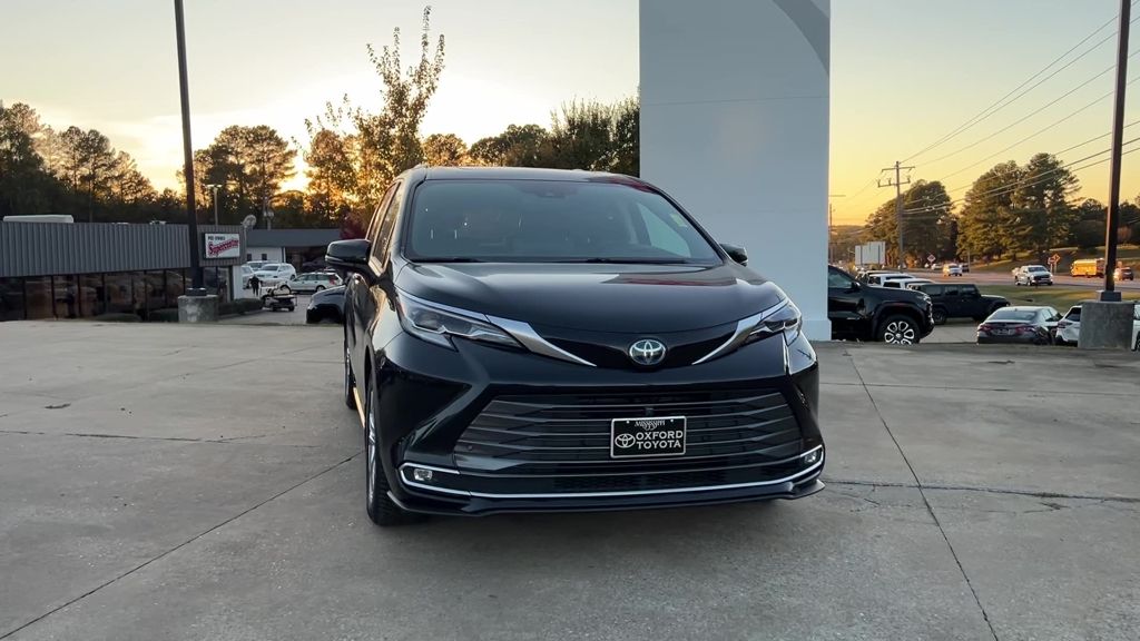 2022 Toyota Sienna Platinum - Photo 9