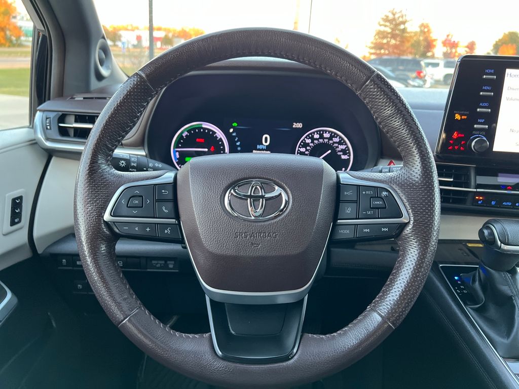 2022 Toyota Sienna Platinum - Photo 15